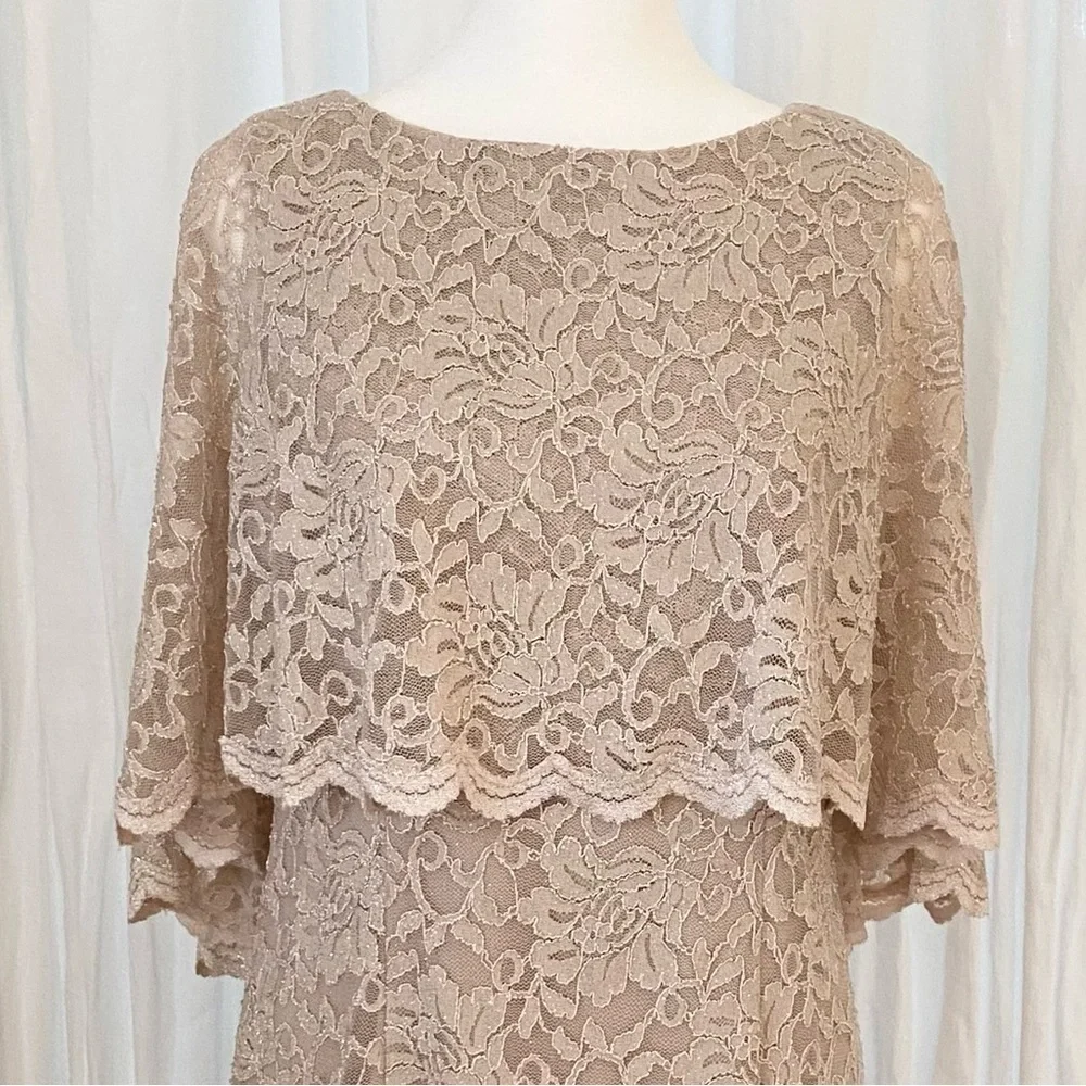 Jessica Howard Scalloped Shimmer Stretch Lace Capelet Dress Champagne 10P - Picture 5 of 9